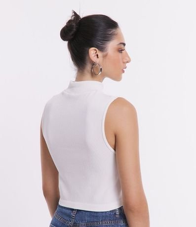 Blusa Musculosa en Poliamida Acanalada con Cuello Alto 3
