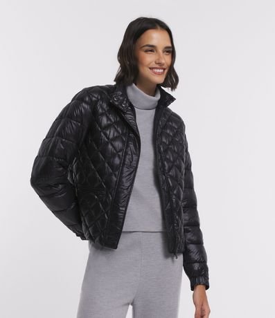 Campera en Poliamida con Grumos y Textura Capitoneada 2