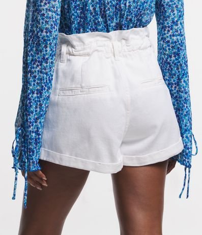 Short Baggy en Sarga con Pliegues y Bajo Plegado 3
