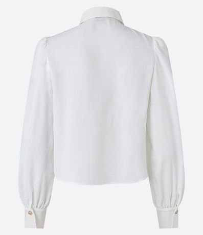Camisa en Crepé con Botón Diferenciado y Manga Abullonada 6