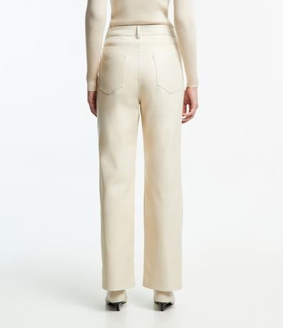 Pantalón Recto en PU con Cierre en Botón Delantero 4