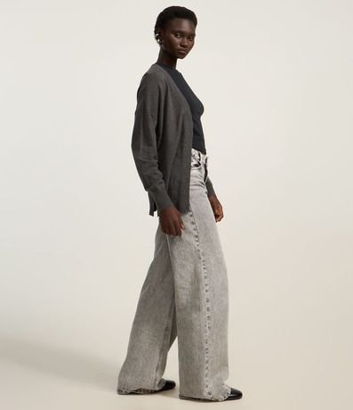 Cardigan Básico en Punto Leve 2