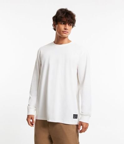 Remera Básica en Algodón con Puño Ajustado y Tag en el Bajo