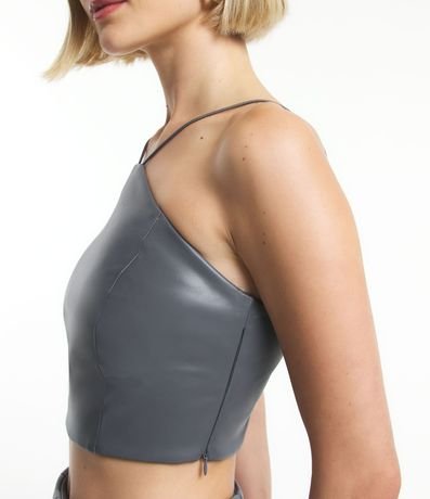 Blusa de Tirantes Cropped en Pu con Escote Halter 5