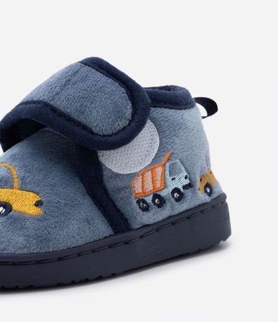 Pantufla Infantil con Velcro y Carros Bordados - Talle 19 al 28 3