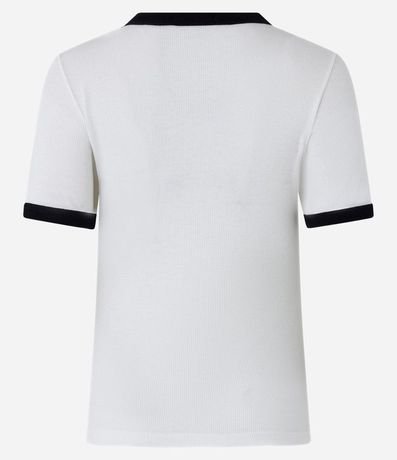 Blusa Media Malla con Contraste en el Cuello y Manga Corta 3