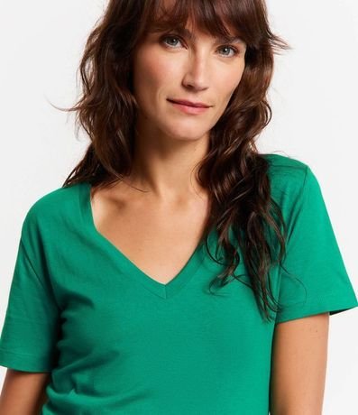 Blusa Básica en Algodón con Escote V 3