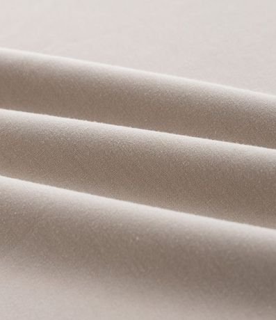 Buzo Deportivo con Etiqueta Aplicada 10