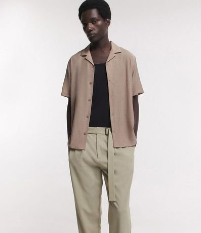 Camisa Slim en Viscosa con Textura Diferenciada y Cuello Inglés 6