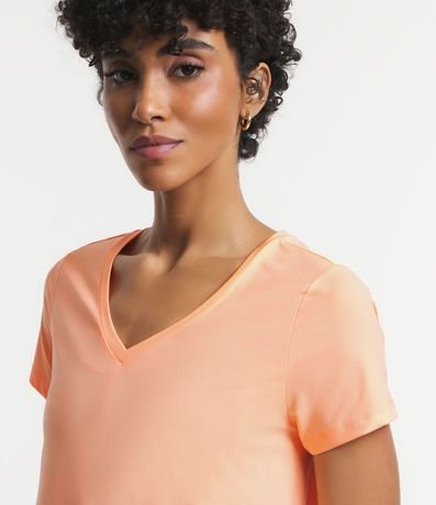 Remera Deportiva Ligera con Manga Corta y Bajo Mullet 4