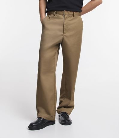 Pantalón en Sarga con Trabillas en la Cintura y Barra Italiana 2