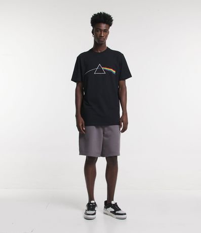 Remera Comfort en Media Malla con Estampado Prisma del Pink Floyd 2