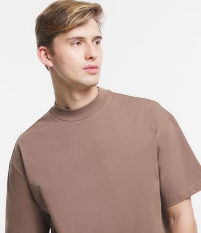 Remera Relaxed en Algodón con Cuello Canalé 4