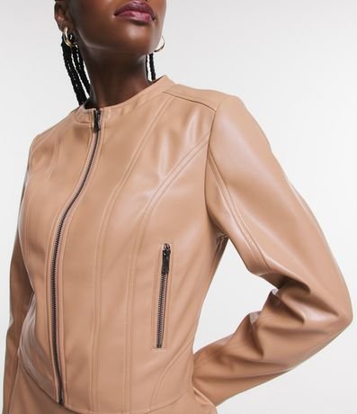 Campera Básica en Pu con Cierre Track 4