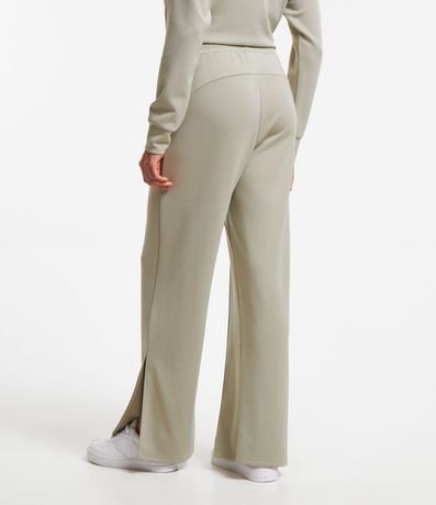 Pantalón Recto Deportiva en Media Malla con Fenda Lateral 3