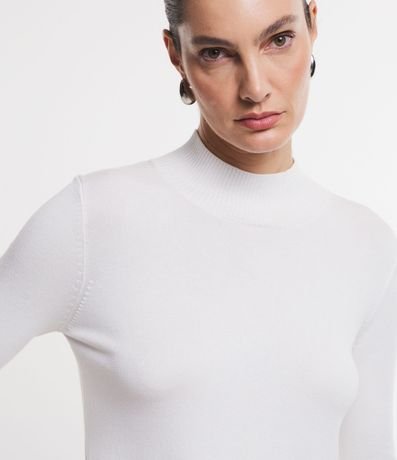 Suéter de Punto Texturizado con Cuello Alto y Botones en el Puño 5