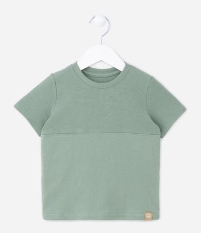Remera Infantil con Recorte Texturizado y Tag Aplicado en el Bajo - Talle 1 a 5 años