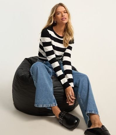 Blusa en Viscosa Rayada con Puños y Bajo Acanalado