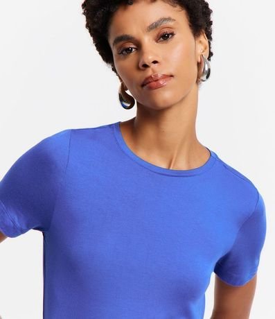 Blusa Básica en Viscosa con Escote Redondo 3
