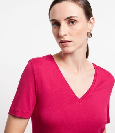 Blusa Básica en Viscosa con Escote V 3