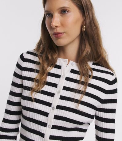 Cardigan en Punto con Abotonado y Estampado Rayada 5