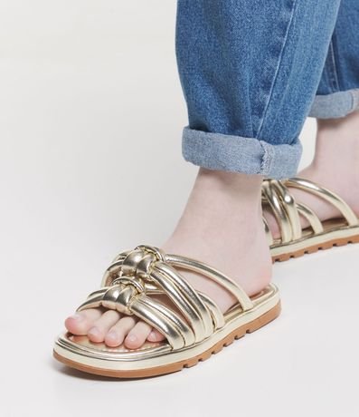 Sandalia Plana con Tiras Puffer con Nudos 6