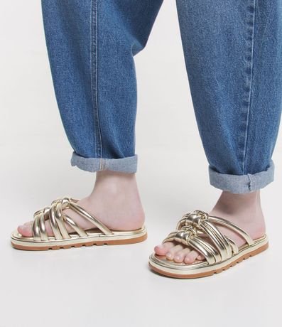 Sandalia Plana con Tiras Puffer con Nudos 2