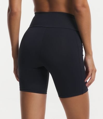 Bermuda Deportiva en Poliamida con Cintura Ancha 4