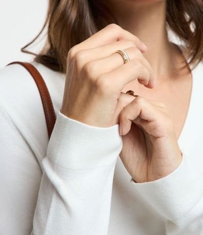 Cardigan en Viscosa con Cierre en Botones 3