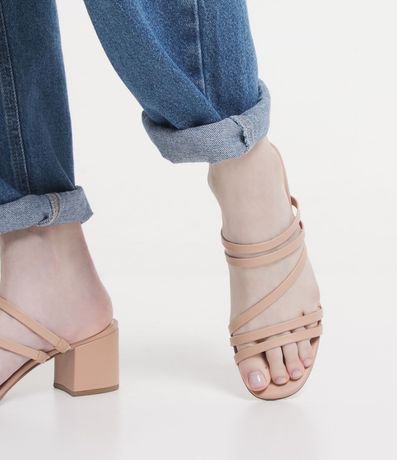 Sandalia Multi Tiras con Taco Bloque 7