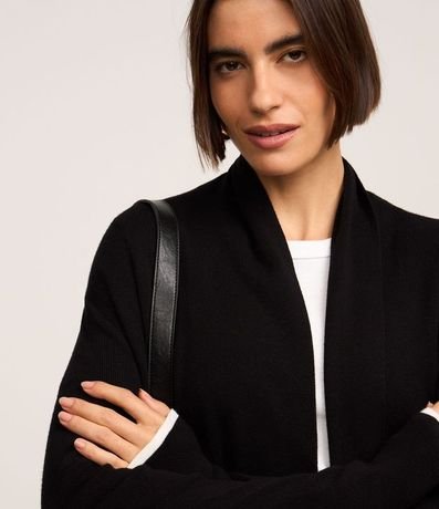 Cardigan Alargado en Punto con Detalles Contrastantes 4