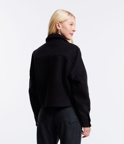 Campera Corta en Polivelour con Bolsillos y Botones 3