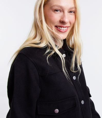 Campera Corta en Polivelour con Bolsillos y Botones 4