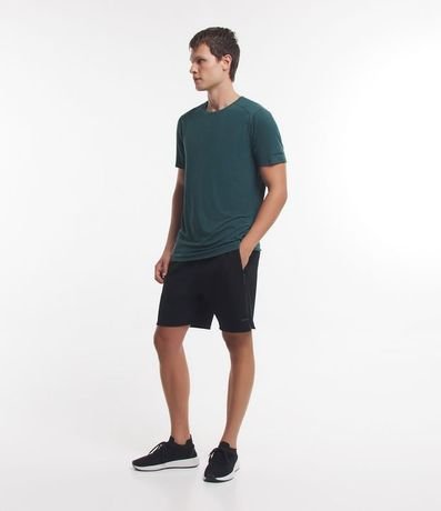 Remera Deportiva con Etiqueta en la Barra y Manga Corta 2