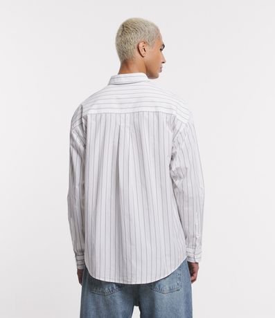 Camisa en Tricolina con Bolsillos y Estampado en Rayas 3