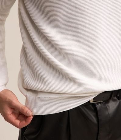 Suéter en Tejido de Punto Maquinetado 4