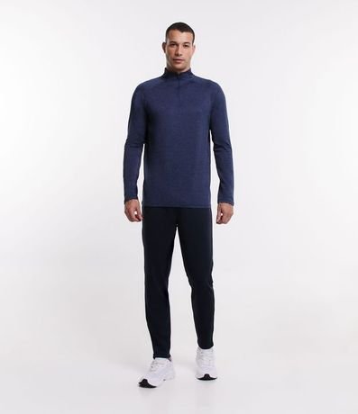 Remera Deportiva Térmica con Cremallera en el Cuello y Recortes 2