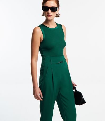 Pantalón Carrot Sastrería con Detalle de Metal en la Cintura 2