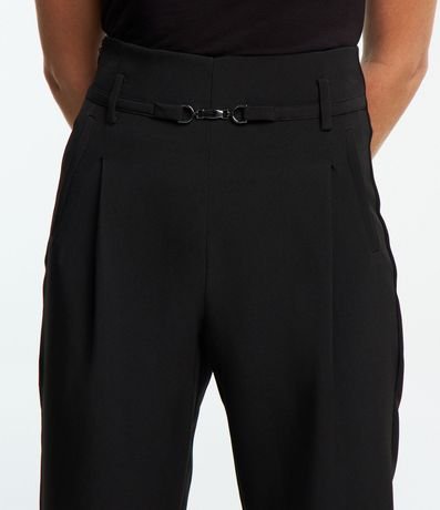 Pantalón Carrot Sastrería con Detalle de Metal en la Cintura 4