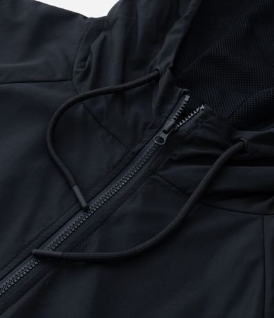 Campera Rompeviento Deportiva con Capucha Curve & Plus Size 6