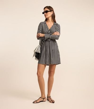 Vestido en Crepé con Escote Traspasado y Estampa Pied de Poule 2