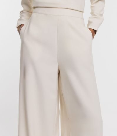 Pantalón Pantalona en Viscosa con Cintura Elástica en la Espalda 4