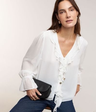 Blusa en Tejido Satinado con Escote Volado y en el Puño 1
