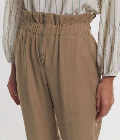 Pantalón en Viscosa con Cremallera Delantero y Cintura Elástica 4