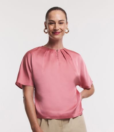 Blusa en Tejido Satinado con Pliegues en el Cuello 4