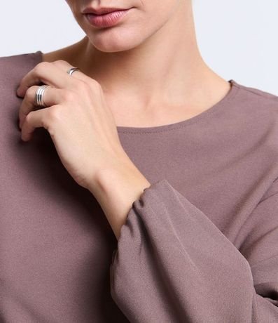 Blusa en Crepé con Escote Redondo 4