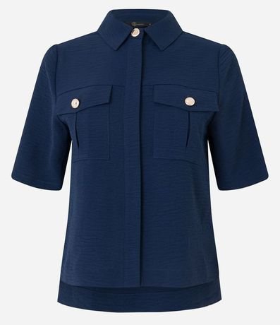 Camisa Texturizada con Bolsillos Delanteros y Botones Diferenciados 5