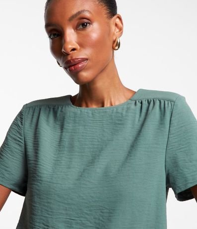 Blusa Básica con Detalle de Pliegues en los Hombros 3