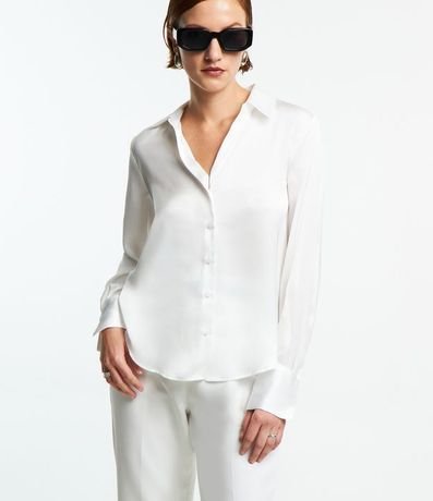 Camisa en Satén con Recortes y Botones