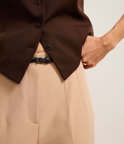 Pantalón Carrot en Sastrería con Cinturón en Pu 4